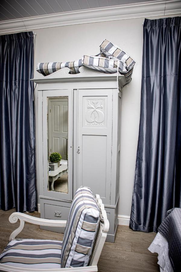 French Karoo Guesthouse Beaufort West Bagian luar foto