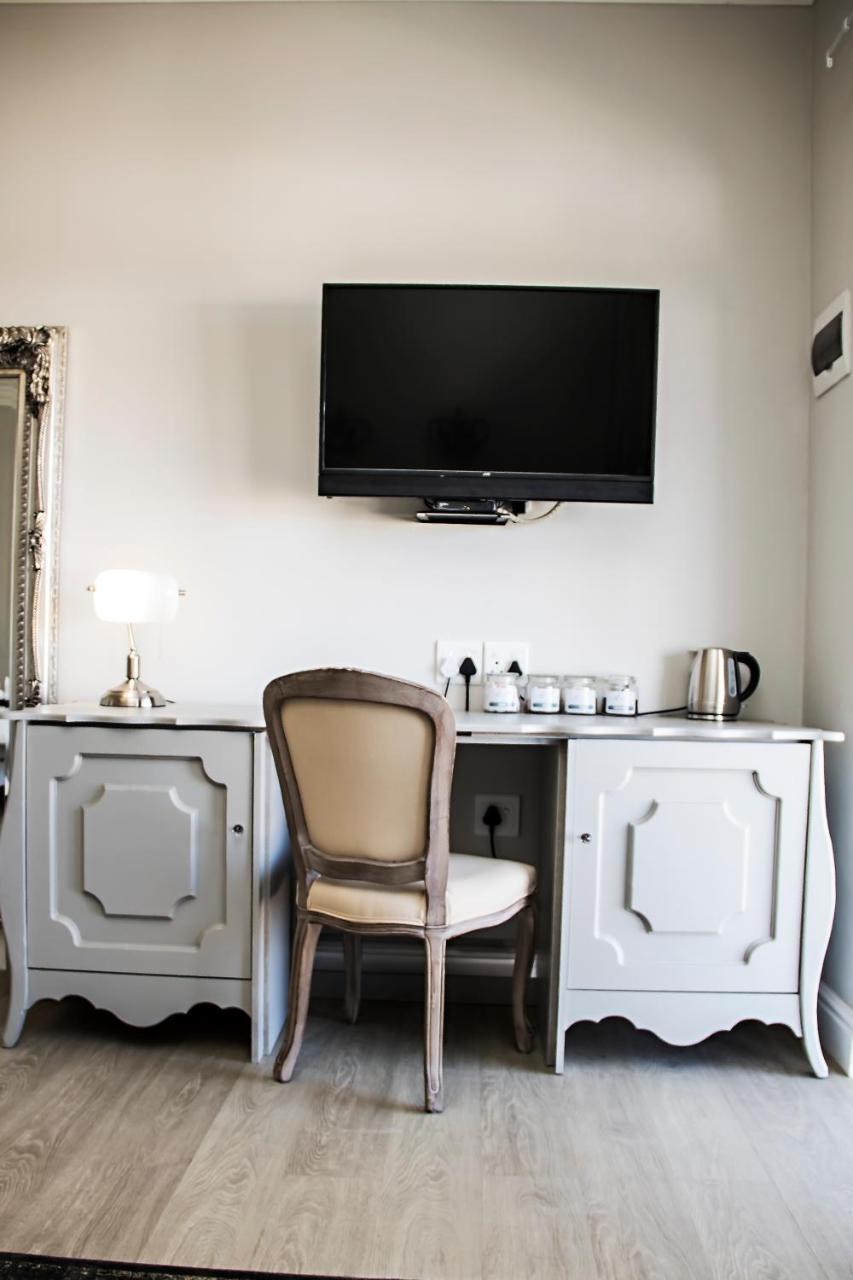 French Karoo Guesthouse Beaufort West Bagian luar foto