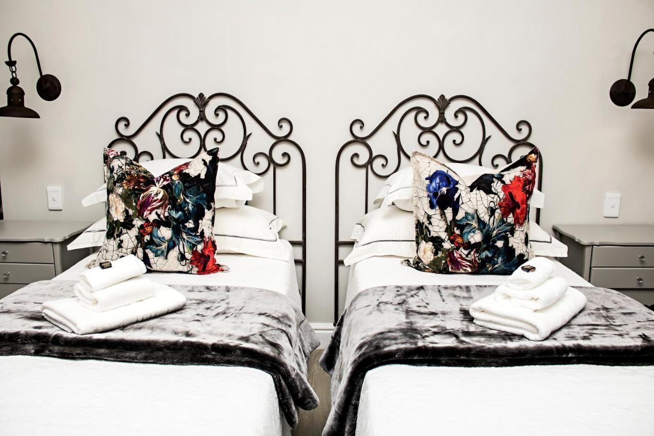 French Karoo Guesthouse Beaufort West Bagian luar foto