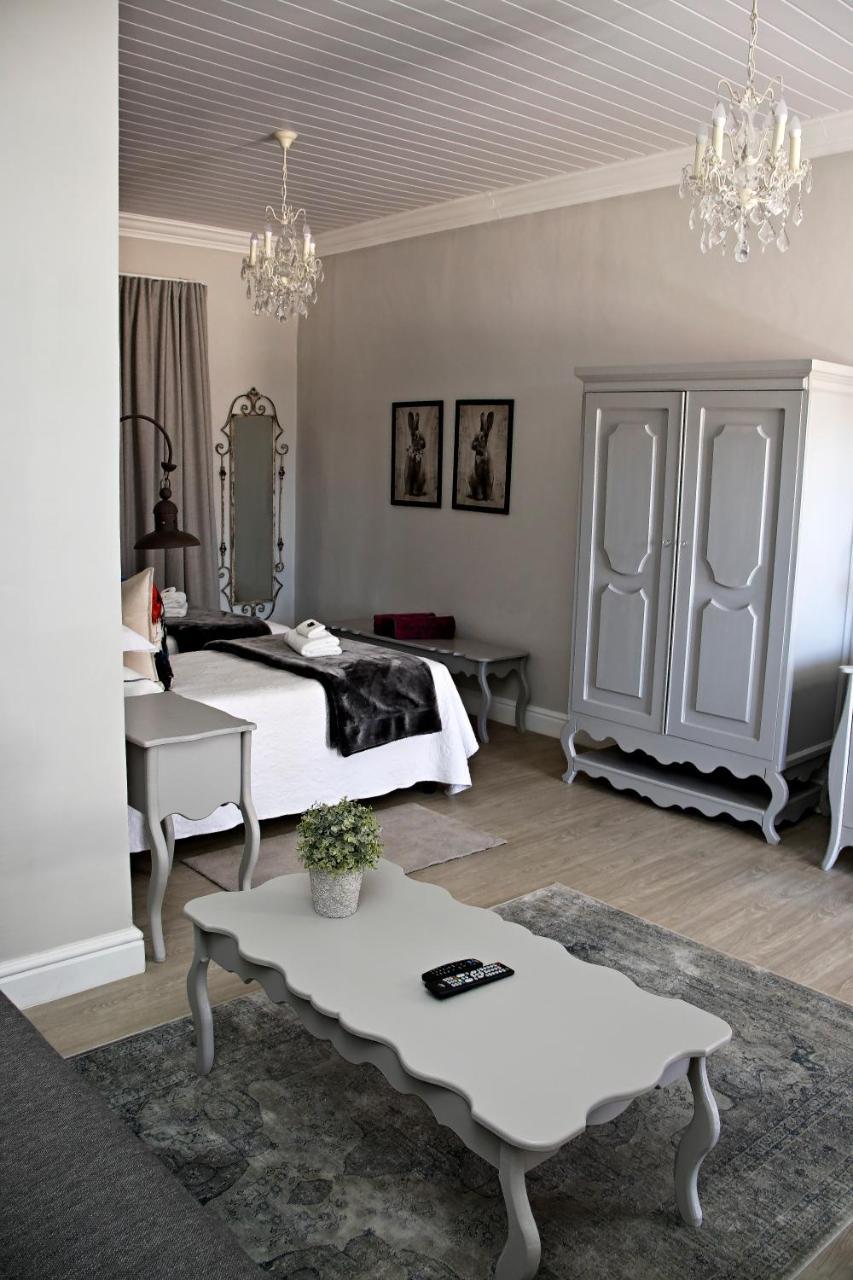 French Karoo Guesthouse Beaufort West Bagian luar foto